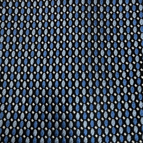 Bocara Men's Blue Black Geometric 100% Silk Handmade Tie - Picture 3 of 7